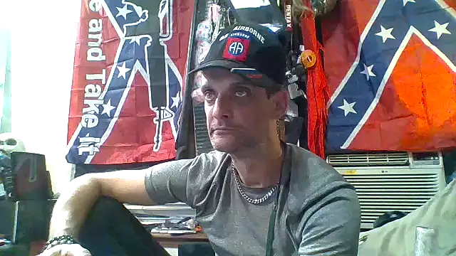 slinginbigD online show from October 2025 10:04:01 PM