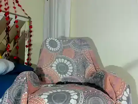 Snapshot of sara_williams01 chatting on February 2025 04:13:02 PM sara williams01 online show from February 2025 04:13:02 PM