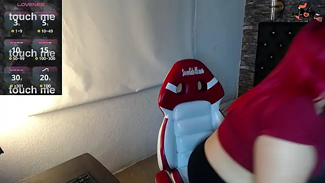 Bruja  Scarlata online show from February 2025 10:59:02 AM