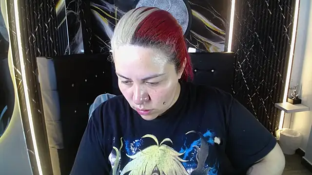 Bruja  Scarlata online show from November 2025 10:03:01 AM