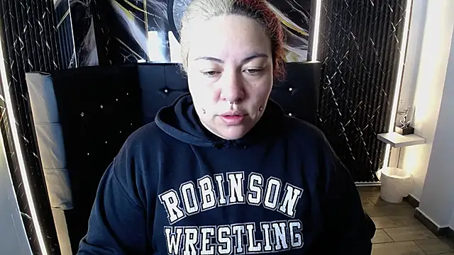 Bruja  Scarlata online show from November 2025 10:04:02 AM