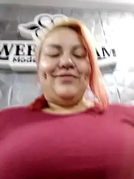 Bruja  Scarlata online show from December 2025 10:10:02 AM