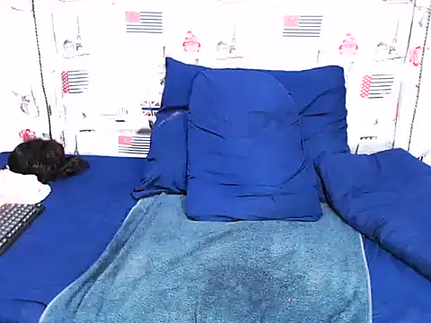 Honeybumsx32 online show from March 2025 05:33:02 AM