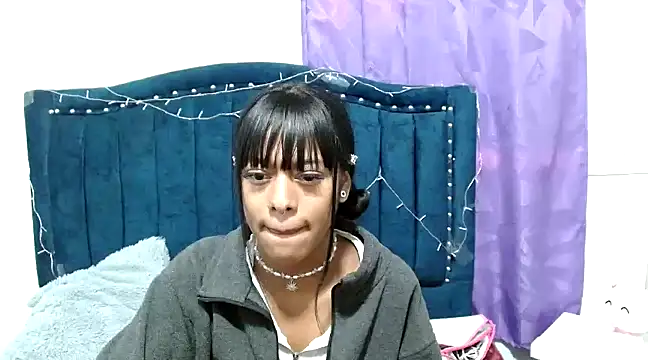 amathistalx online show from January 2025 01:41:02 PM