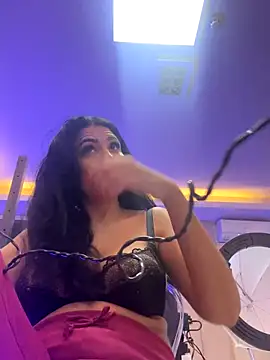 Denise Taylor online show from October 2025 05:29:02 AM