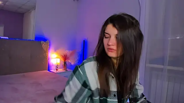 Laura Leee online show from March 2026 05:46:01 AM