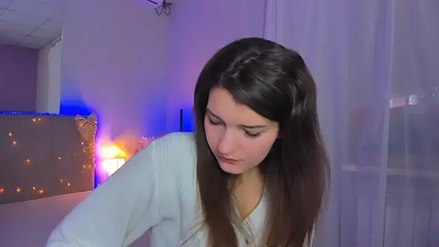 Laura Leee online show from March 2026 06:20:01 AM