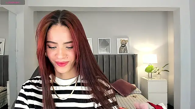 Madie  collins online show from January 2025 12:02:02 PM