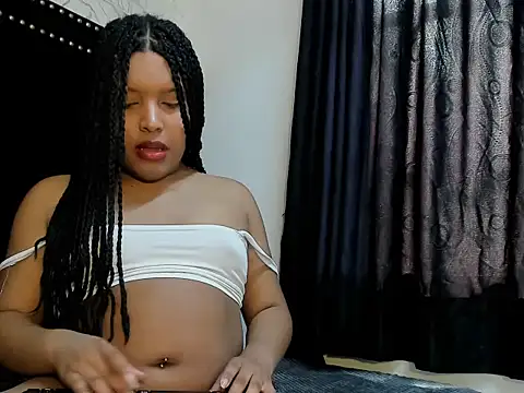 Snapshot of ShanayaKops chatting on October 2025 02:10:01 PM ShanayaKops online show from October 2025 02:10:01 PM