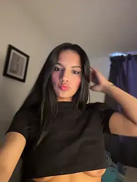 Dulceeany online show from May 2026 08:28:01 PM