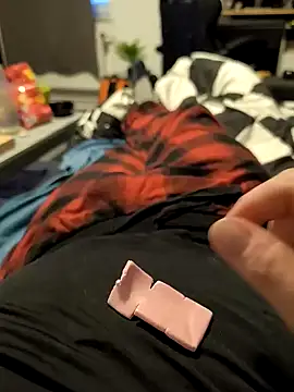 Snapshot of OdinWolf1990 chatting on January 2025 03:32:02 PM OdinWolf1990 online show from January 2025 03:32:02 PM