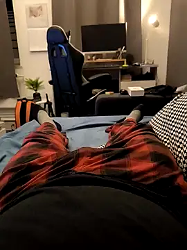 Snapshot of OdinWolf1990 chatting on January 2025 10:23:01 PM OdinWolf1990 online show from January 2025 10:23:01 PM