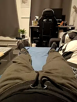 Snapshot of OdinWolf1990 chatting on January 2025 05:59:02 PM OdinWolf1990 online show from January 2025 05:59:02 PM