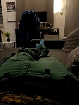 Snapshot of OdinWolf1990 chatting on February 2025 08:25:01 PM OdinWolf1990 online show from February 2025 08:25:01 PM