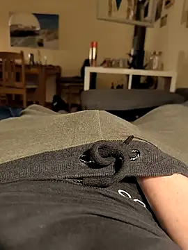 Snapshot of OdinWolf1990 chatting on February 2025 09:00:01 PM OdinWolf1990 online show from February 2025 09:00:01 PM