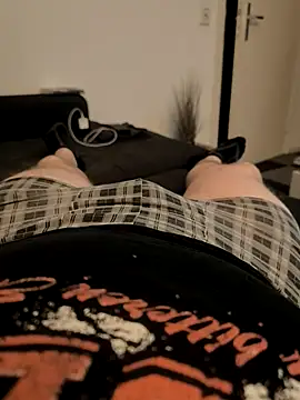 Snapshot of OdinWolf1990 chatting on March 2025 08:11:01 PM OdinWolf1990 online show from March 2025 08:11:01 PM