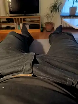 Snapshot of OdinWolf1990 chatting on March 2025 06:10:01 AM OdinWolf1990 online show from March 2025 06:10:01 AM