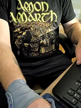 Snapshot of OdinWolf1990 chatting on September 2025 03:24:02 PM OdinWolf1990 online show from September 2025 03:24:02 PM