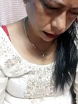 Snapshot of Urmila_bhabhii chatting on November 2025 03:49:02 AM Urmila bhabhii online show from November 2025 03:49:02 AM