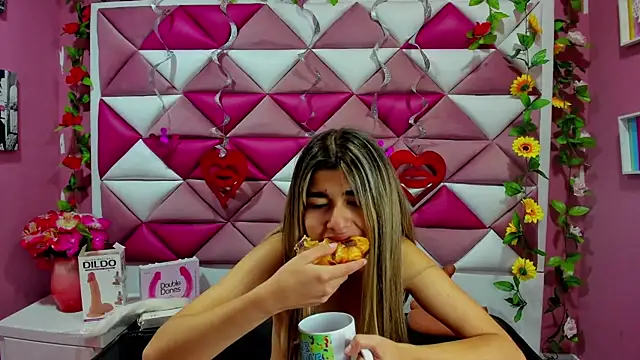 NahomiConnor  online show from March 2025 01:50:02 PM