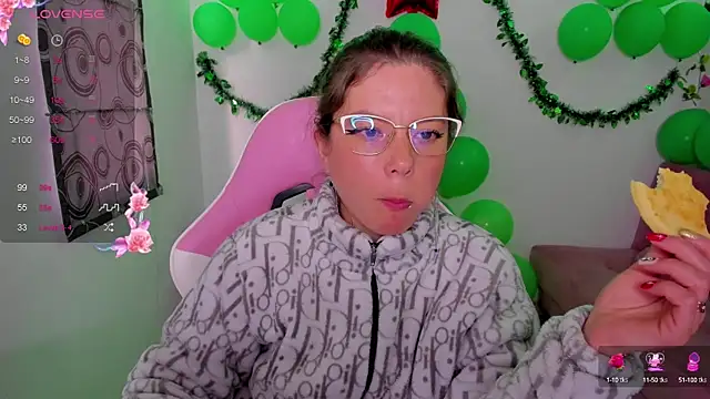 Susana garcia  online show from December 2024 10:23:02 PM