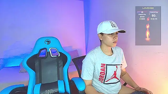 aron wi online show from December 2024 01:45:01 AM