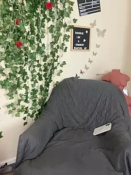 butterflybootyy online show from February 2025 05:20:02 AM