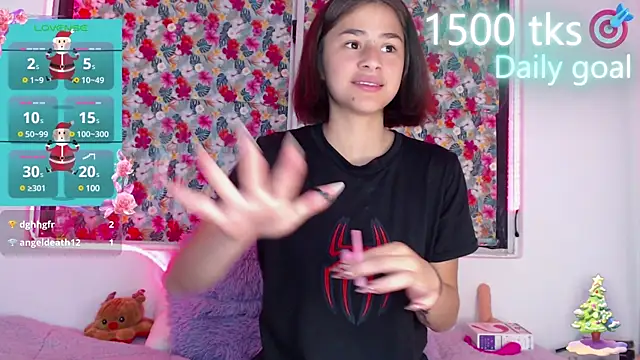 Snapshot of -Gwen- chatting on December 2024 06:06:01 AM -Gwen- online show from December 2024 06:06:01 AM