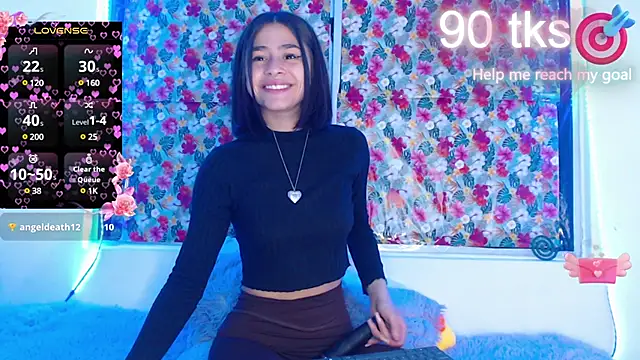 Snapshot of -Gwen- chatting on February 2025 04:44:02 AM -Gwen- online show from February 2025 04:44:02 AM