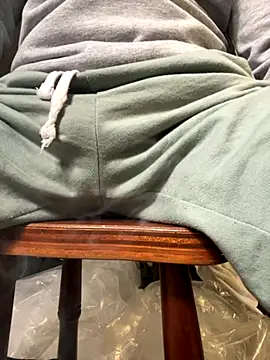 Snapshot of portugadopau chatting on November 2025 10:16:01 AM portugadopau online show from November 2025 10:16:01 AM