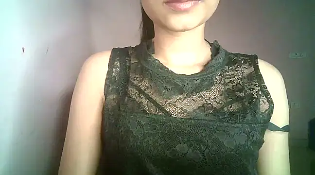 Aaisha urs online show from January 2025 12:43:01 PM