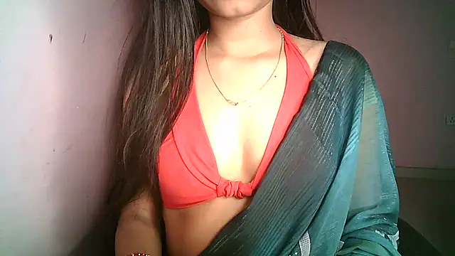 Aaisha urs online show from February 2025 06:22:02 PM