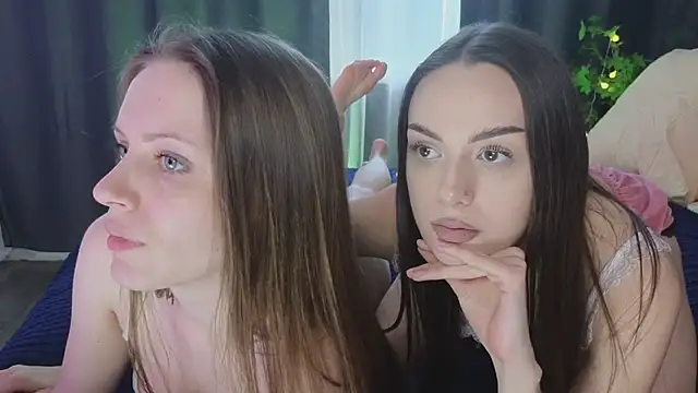 Snapshot of Chloe_Vixen chatting on February 2025 01:30:01 PM Chloe Vixen online show from February 2025 01:30:01 PM