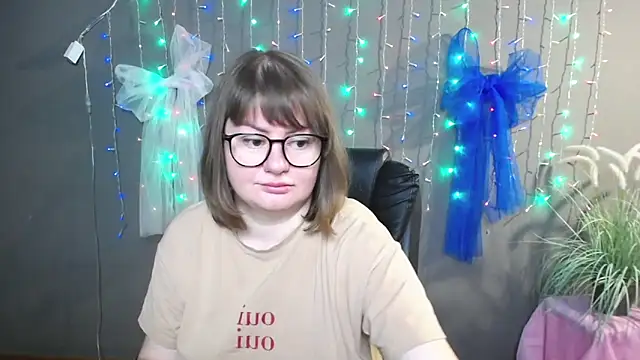 ZannaDreil online show from November 2025 06:51:01 PM