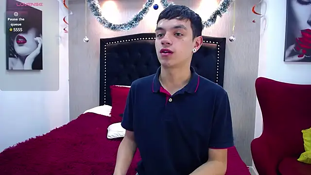 Snapshot of Mike_Lawford chatting on December 2024 01:34:02 PM Mike Lawford online show from December 2024 01:34:02 PM