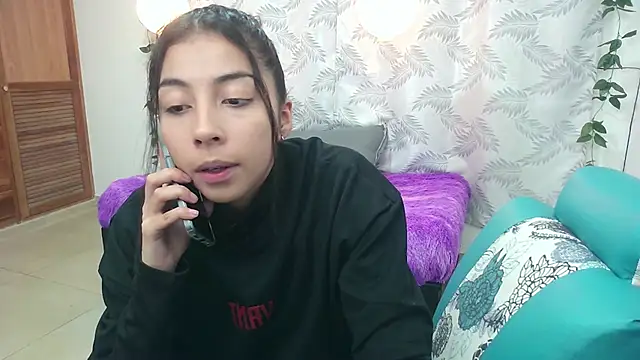 Mya paris online show from December 2024 11:39:01 PM