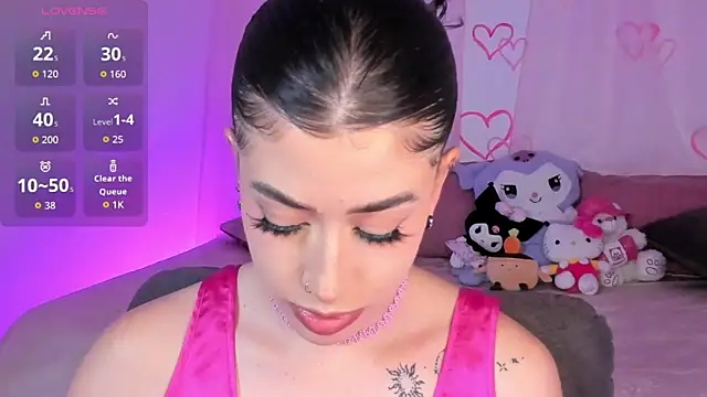 melody suarez online show from September 2025 10:44:02 PM