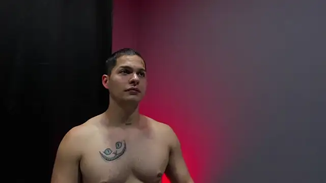 dominick crawford01 online show from March 2025 11:35:02 PM