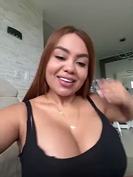 Snapshot of valeria2019hot chatting on October 2025 11:47:02 AM valeria2019hot online show from October 2025 11:47:02 AM