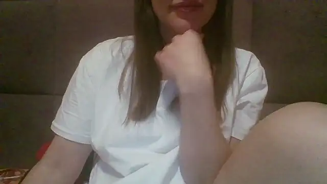 Sladkiegubki online show from February 2025 09:43:01 PM