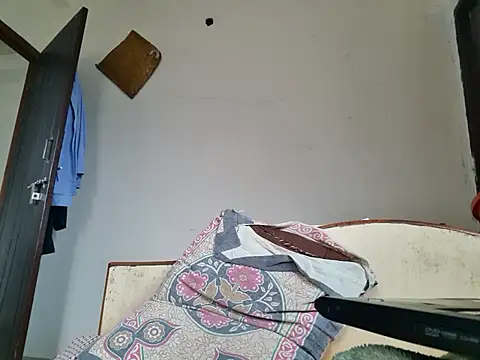 Jonrobinso online show from October 2025 05:19:02 AM