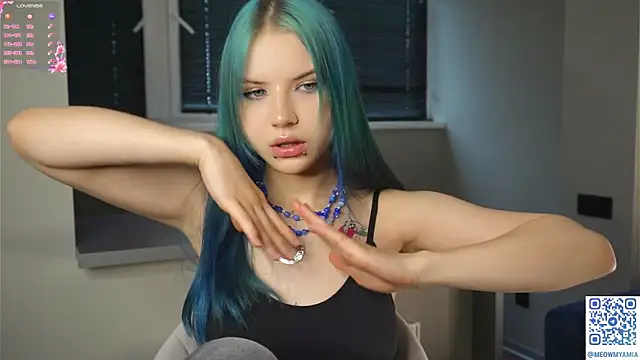 EvelyynLopez online show from February 2025 07:15:01 AM