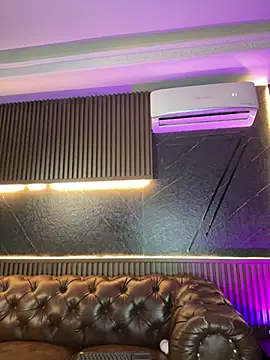 AaronCruz  online show from March 2026 01:35:02 AM