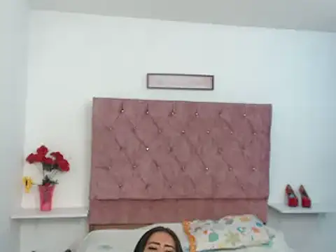 Leslylove26 online show from January 2025 03:28:02 AM