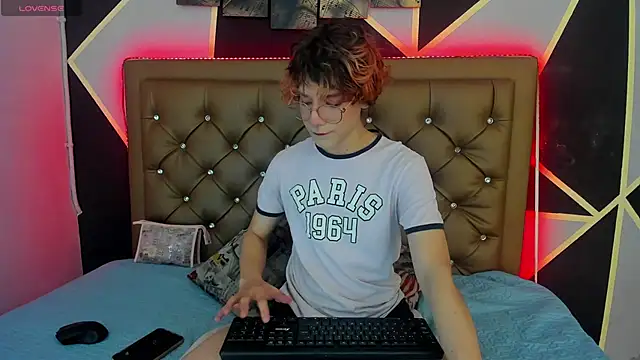 Max lover1 online show from January 2025 02:53:02 PM