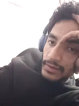 Snapshot of nskgenz chatting on November 2025 07:43:01 PM nskgenz online show from November 2025 07:43:01 PM