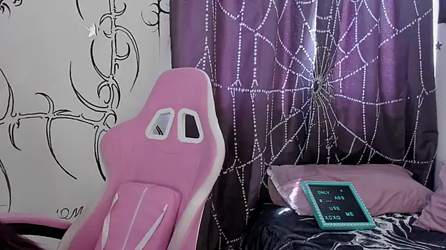 AlyRoses online show from June 2026 05:39:02 PM