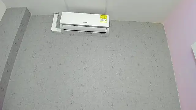 Tiffany mendez online show from October 2025 12:06:01 PM