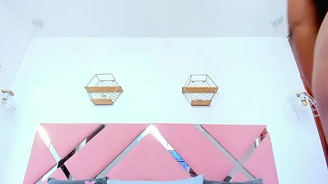 nahomygrey  online show from February 2026 07:50:02 PM