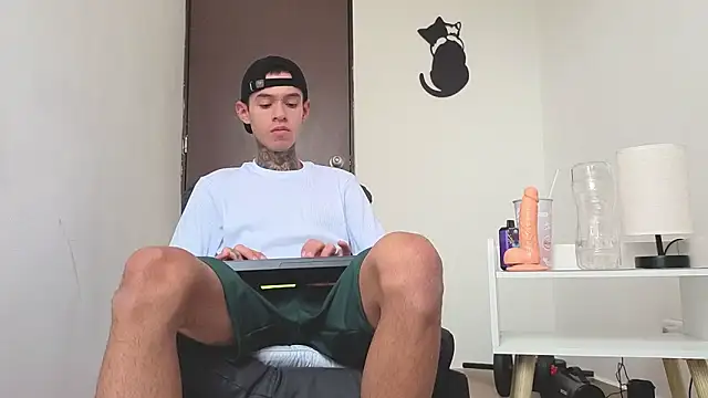 Saturno v online show from November 2025 10:36:01 AM